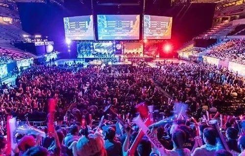 完全脱轨 完全脱轨