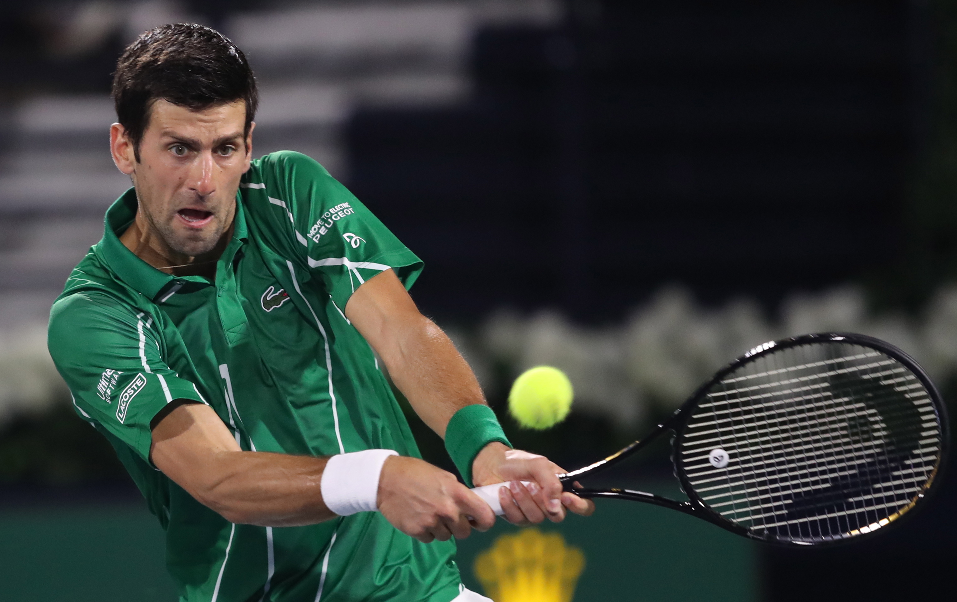 他在攻防两 他在攻防两